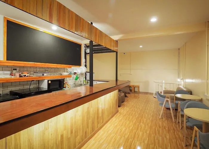 I-sleep Silom Хостел