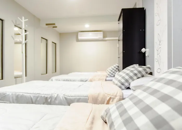 Хостел I-sleep Silom *