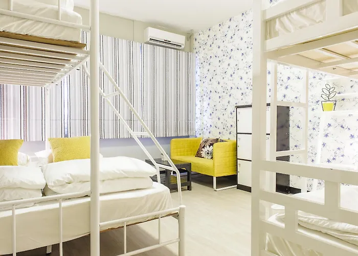 I-sleep Silom Хостел